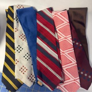 VINTAGE Colorful Assorted Men’s Ties